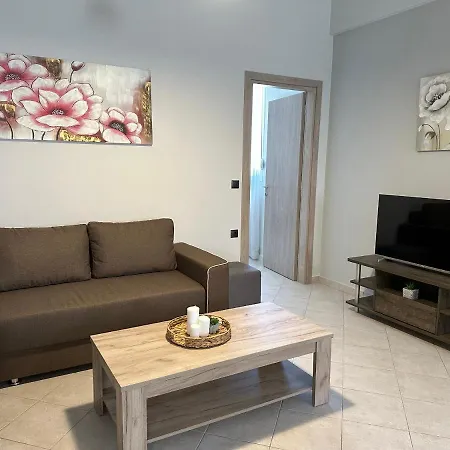 Little Nest - Luxury Living Apartament